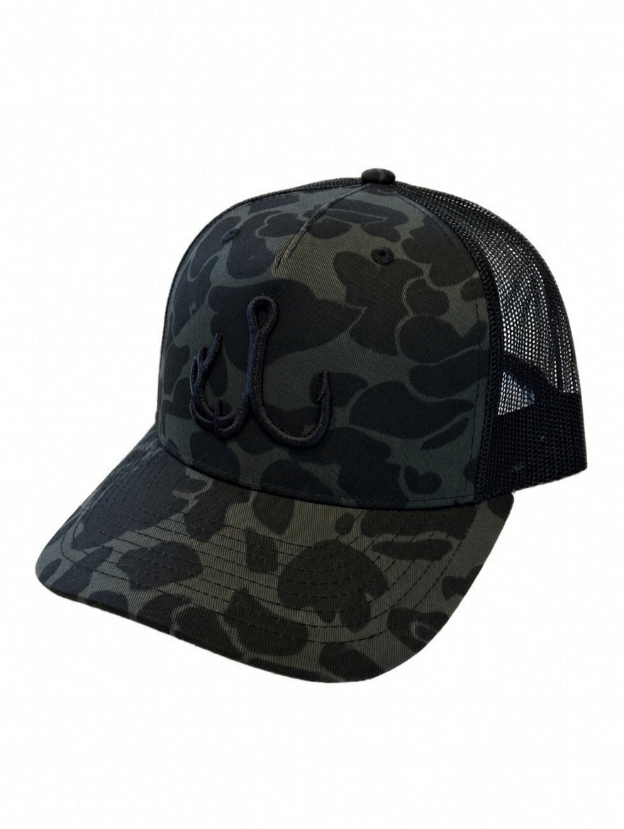 TrebleBuck Richardson 112 Trucker Hat Sable Duck Camo / Black Outdoor & Hunting Cap